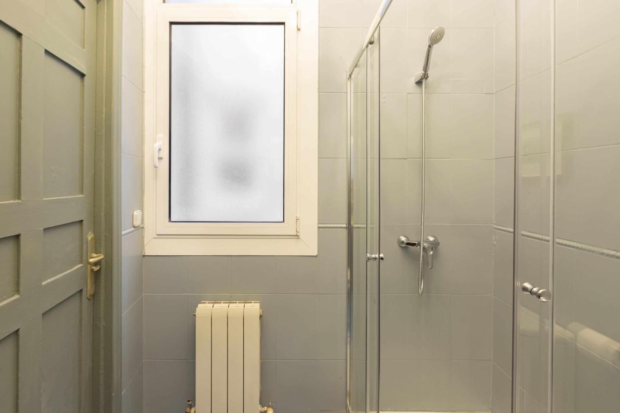 Sol Y Tirso Rooms Madrid Exterior foto