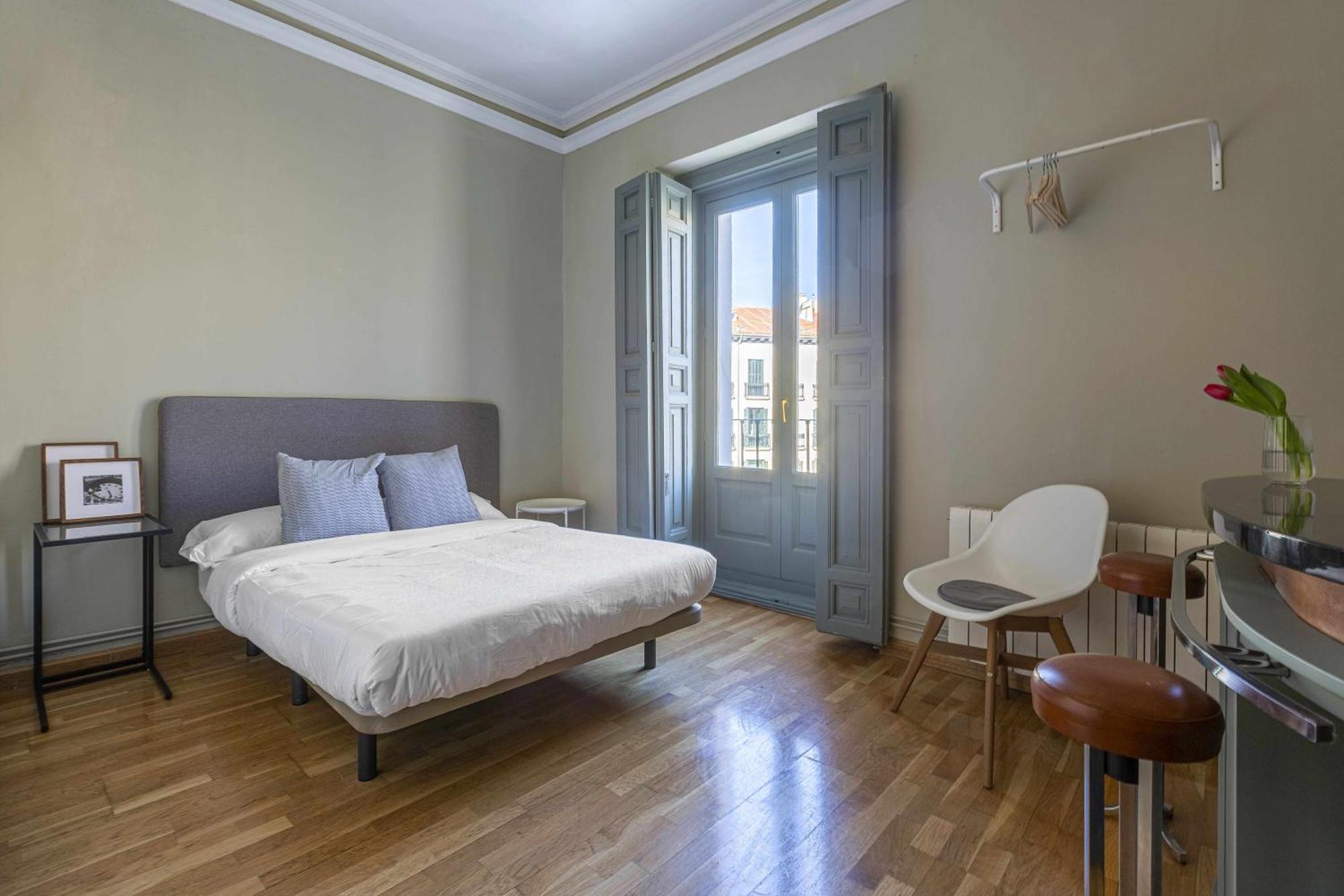 Sol Y Tirso Rooms Madrid Exterior foto