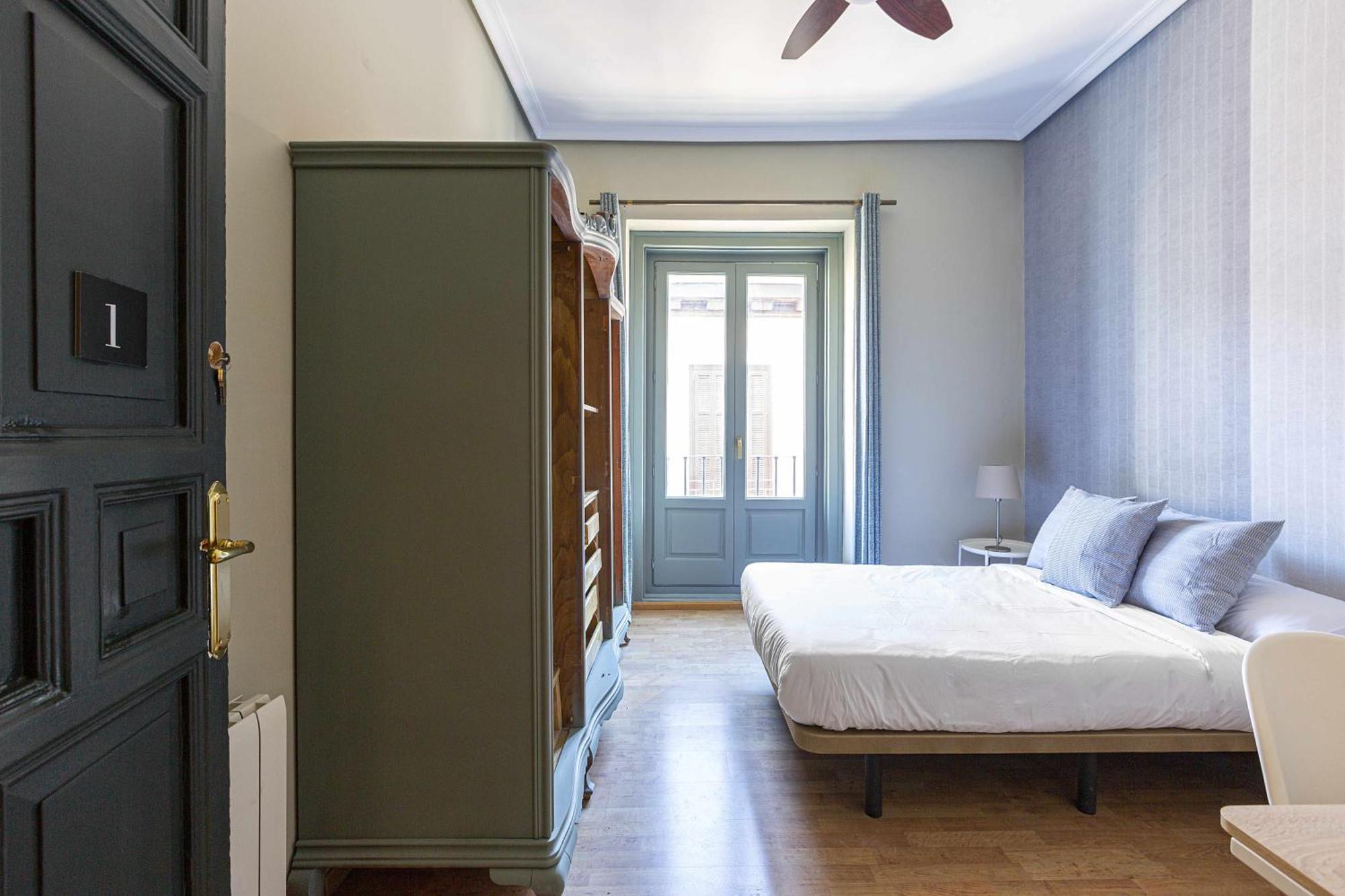 Sol Y Tirso Rooms Madrid Exterior foto