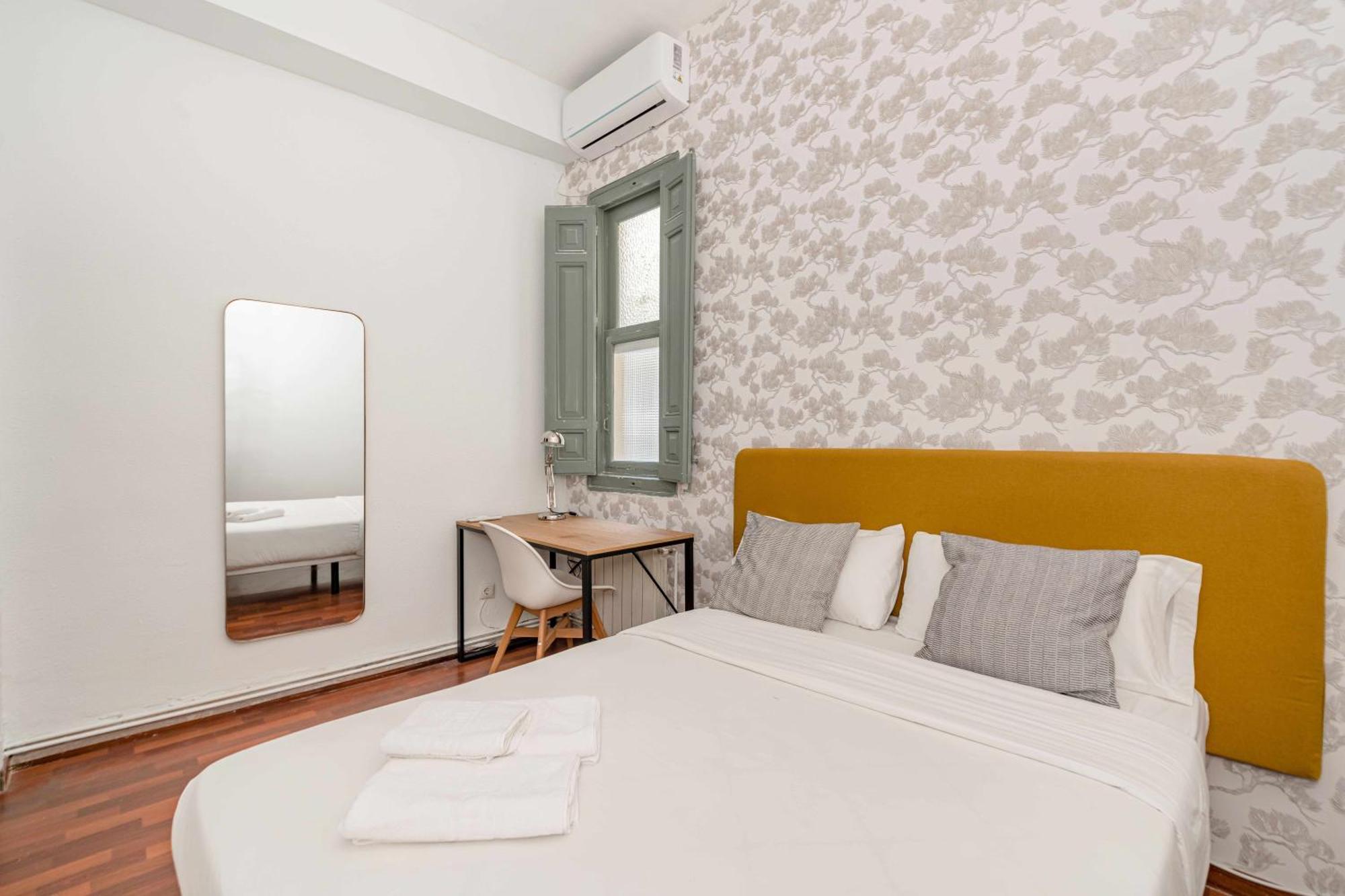 Sol Y Tirso Rooms Madrid Exterior foto